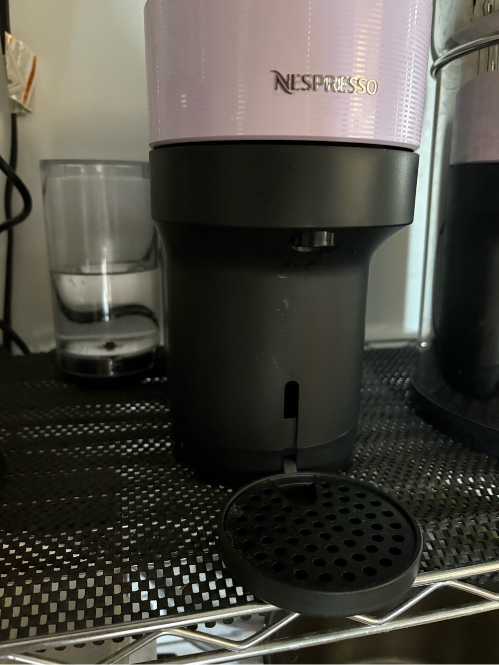 Vertuo Pop + Lilac Machine - Picture 3 of 3